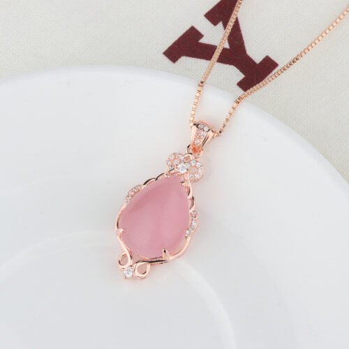 Natural Crystal Hibiscus Stone Pendant Rose Gold Chain - Image 4