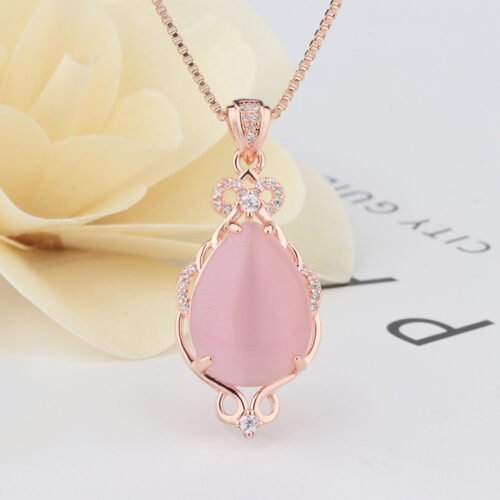 Natural Crystal Hibiscus Stone Pendant Rose Gold Chain - Image 5