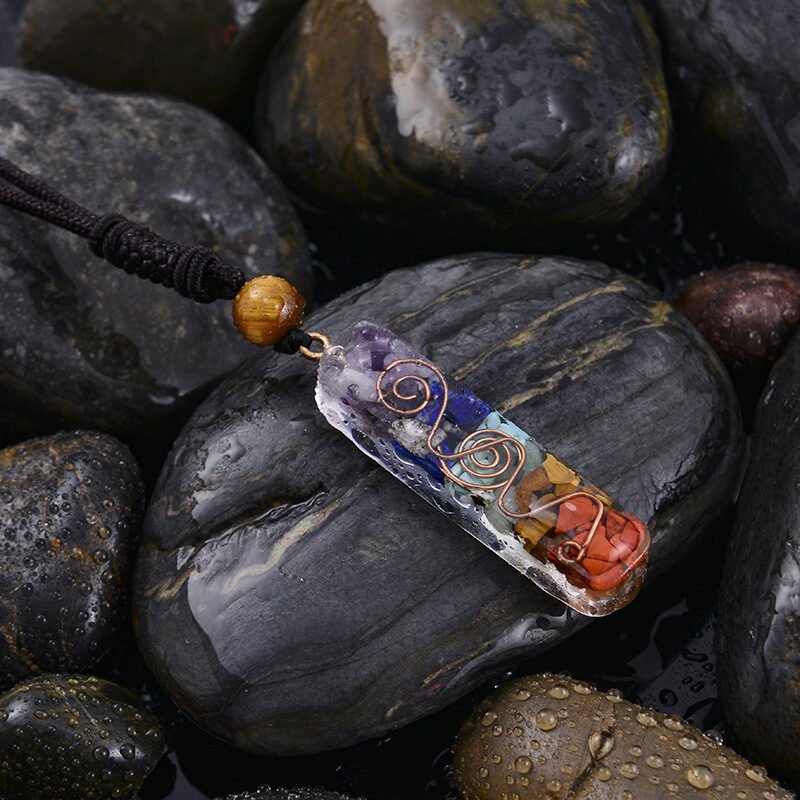 Natural Crystal Orgonite Seven Vein Necklace - Image 2